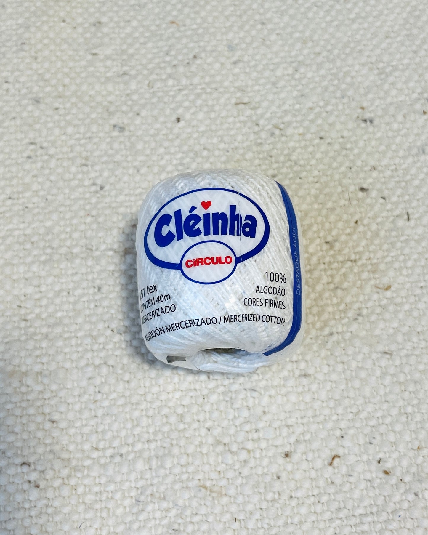 糸(商品名:Cléa)